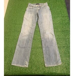 Levi’s bold curve classic straight leg low to mid rise light wash jeans